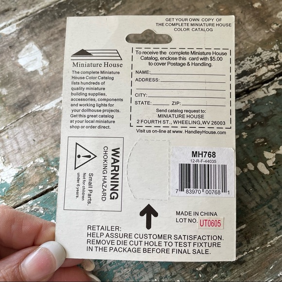 Miniature dollhouse lights - Picture 2 of 4